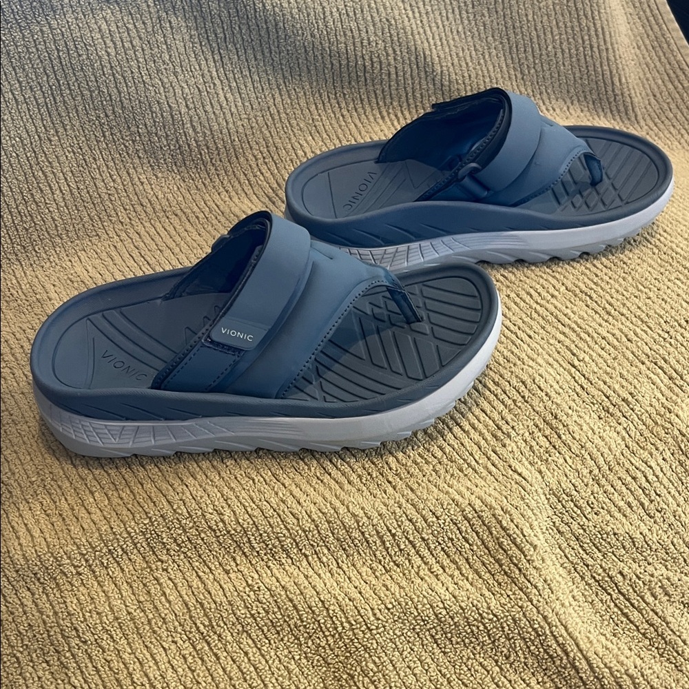 New without tags Vionic Restore II Unisex Recovery Comfort Sandal - Picture 2 of 7